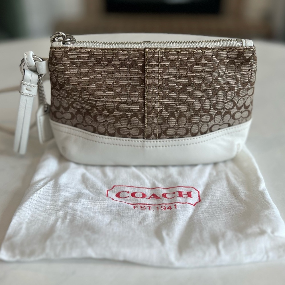 Coach Brown Signature Canvas Wristlet with White Leather Trim - Picture 13 of 13
